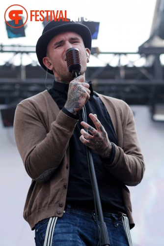 Ben Saunders op Bevrijdingspop Haarlem 2011 foto