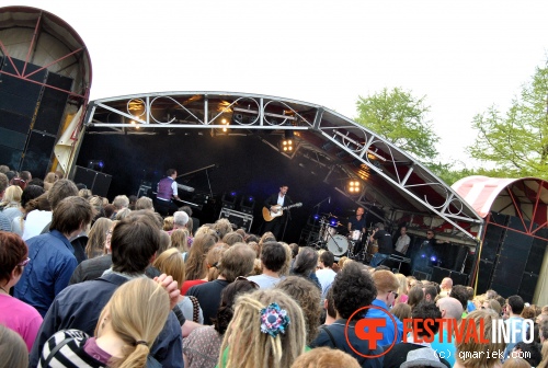 Gabriel Rios op Bevrijdingsfestival Overijssel 2011 foto