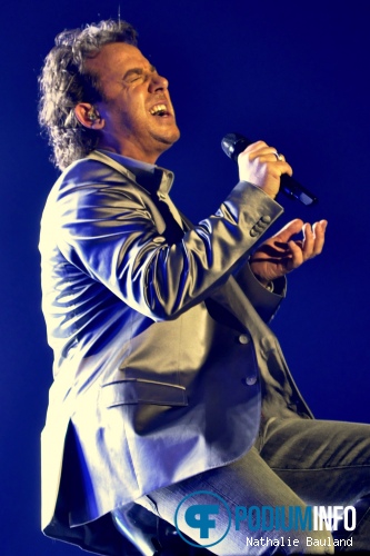 Marco Borsato op Marco Borsato - 7/5 - Gelredome foto