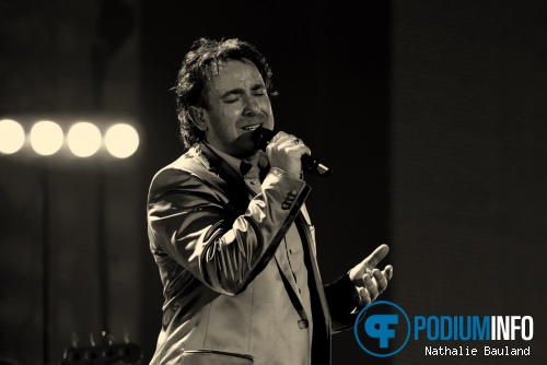 Marco Borsato op Marco Borsato - 7/5 - Gelredome foto