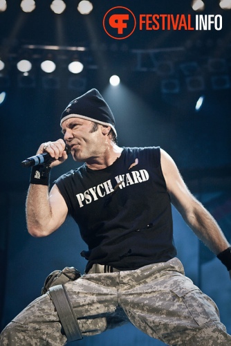 Iron Maiden op Iron Maiden - 8/6 - Gelredome foto