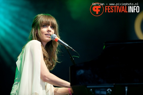 Laura Jansen op Pinkpop 2011 foto