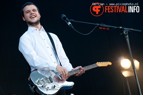 White Lies op Pinkpop 2011 foto