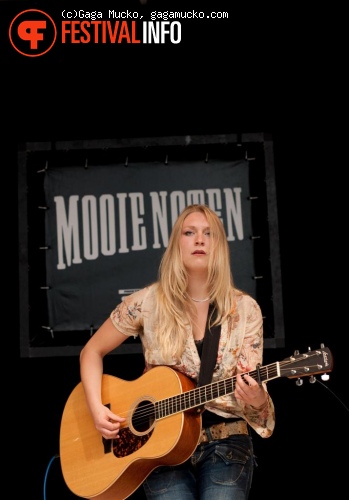 Yori Swart op Lucky Fonz - 12/6 - Vondelpark Openluchttheater foto