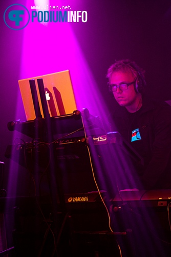 Nemesea op Stream of Passion - 1/7 - Effenaar foto