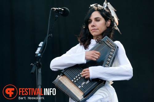 PJ Harvey op Rock Werchter 2011 foto