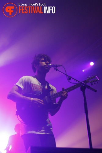 Foals op Dour Festival 2011 foto