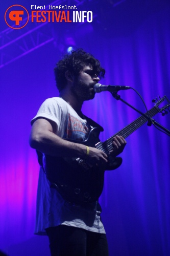 Foals op Dour Festival 2011 foto