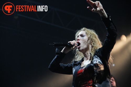 Arch Enemy op Graspop Metal Meeting 2011 foto