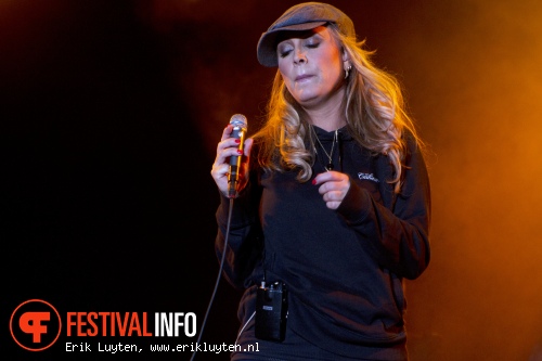 Anouk op Bospop 2011 foto