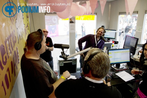Zanger Rinus - 27/7 - Kermis FM Podium foto