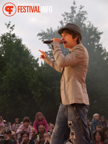 Ralf Mackenbach op Efteling Zomeravonden: 3J's - 30/7 - Efteling foto