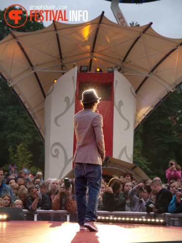 Ralf Mackenbach op Efteling Zomeravonden: 3J's - 30/7 - Efteling foto