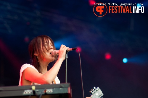 Blonde Redhead op Off Festival 2011 foto