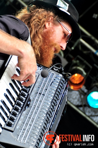 Klavan Gadjé op Geuzenpop 2011 foto