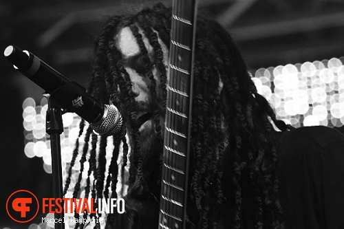 Brian Head Welch op Xnoizz Flevo Festival 2011 foto