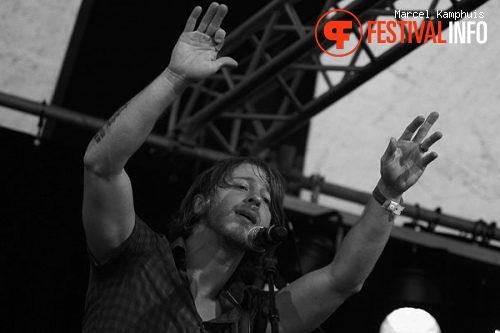 Tenth Avenue North op Xnoizz Flevo Festival 2011 foto