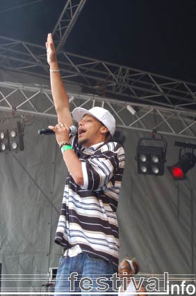 Ziggi op Bevrijdingsfestival Zuid Holland 2006 foto