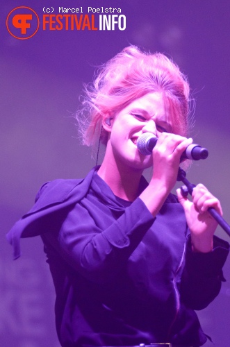 Selah Sue op Lowlands 2011 - dag 2 foto