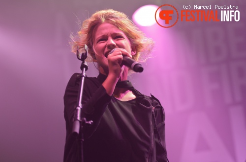 Selah Sue op Lowlands 2011 - dag 2 foto
