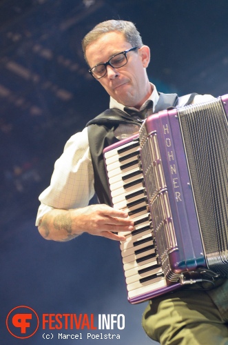 Flogging Molly op Lowlands 2011 - dag 2 foto