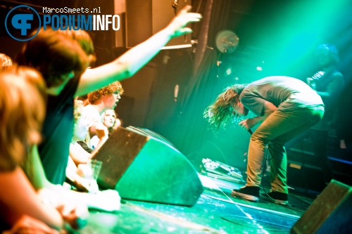 Cage the Elephant op Cage The Elephant - 22/08 - Melkweg foto