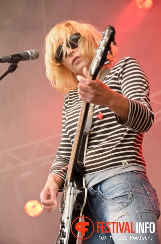 Bettie Serveert op Into The Great Wide Open 2011 foto