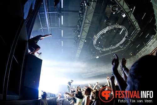 Enter Shikari op Enter Shikari - 3/10 - 013 foto