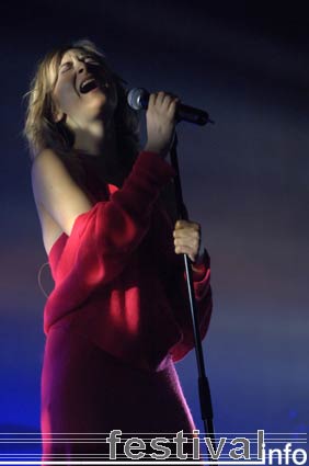 Hooverphonic op Pinkpop 2006 foto