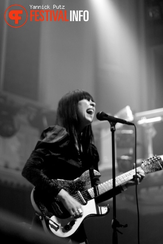 Dum Dum Girls op London Calling #2 2011 foto