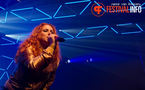 Katy B op I Love Techno 2011 foto