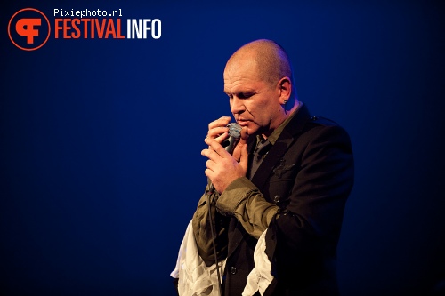 Gavin Friday op Crossing Border Den Haag 2011 foto