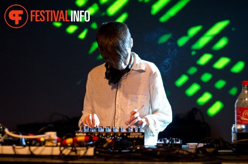 James Holden op STRP Festival 2011 foto