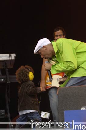 Postmen op Parkpop 2006 foto