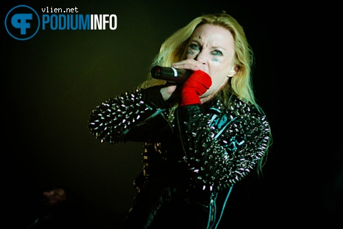Arch Enemy op Arch Enemy - 9/12 - 013 foto