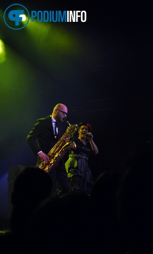Caro Emerald op Caro Emerald - 29/12 - 013 foto