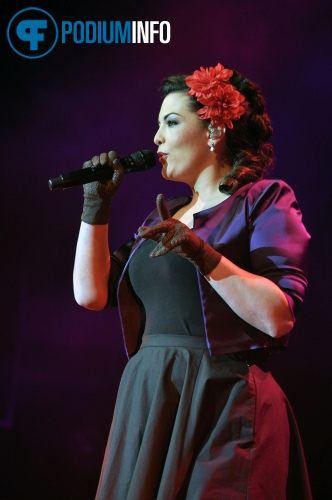 Caro Emerald op Caro Emerald - 29/12 - 013 foto