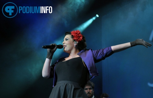 Caro Emerald op Caro Emerald - 29/12 - 013 foto