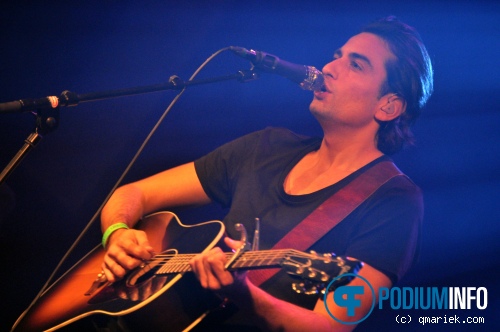 Dotan op Gavin DeGraw - 8/2 - Melkweg foto