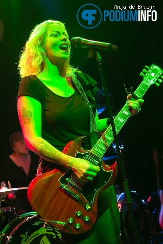 Anneke van Giersbergen op Anneke Van Giersbergen - 3/3 - Kroepoekfabriek foto