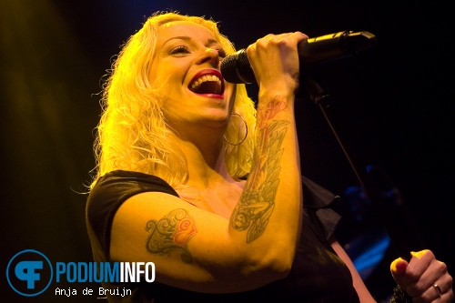 Anneke van Giersbergen op Anneke Van Giersbergen - 3/3 - Kroepoekfabriek foto