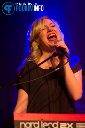 Foto Anneke van Giersbergen op Anneke Van Giersbergen - 3/3 - Kroepoekfabriek