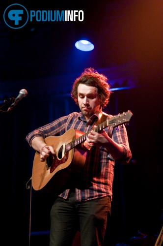 Pete Roe op Laura Marling - 18/3 - Paradiso foto