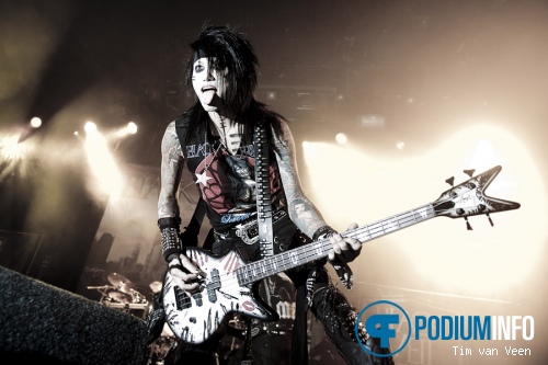 Black Veil Brides op Black Veil Brides - 23/3 - Melkweg foto