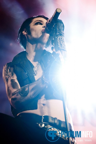Black Veil Brides op Black Veil Brides - 23/3 - Melkweg foto