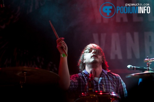 Wallace Vanborn op Blood Red Shoes - 13/4 - Melkweg foto