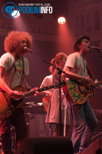 Color Ones op The Asteroids Galaxy Tour - 23/4 - Paradiso foto