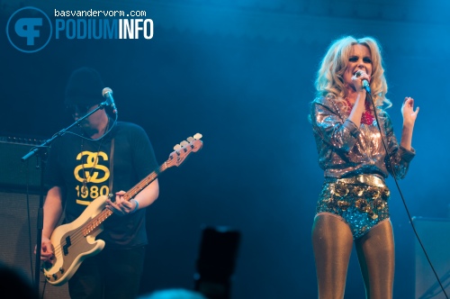 The Asteroids Galaxy Tour op The Asteroids Galaxy Tour - 23/4 - Paradiso foto