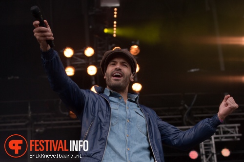 Alain Clark op Bevrijdingsfestival Overijssel 2012 foto