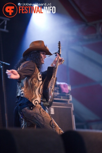 Eric Sardinas op Bevrijdingsfestival Overijssel 2012 foto